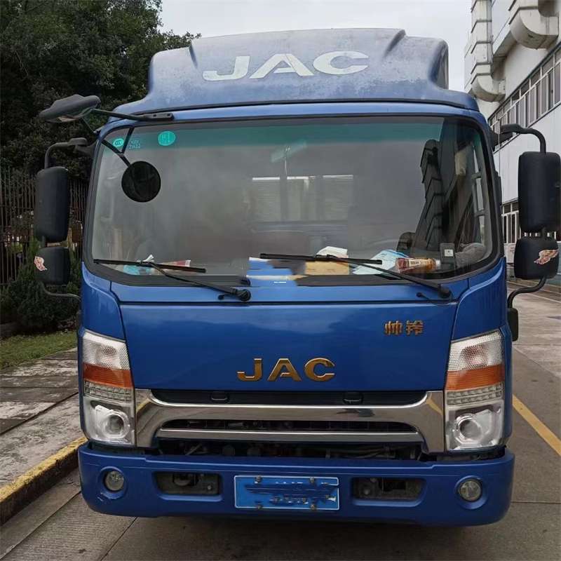 翰林镇建始县物流：专线直达的多元货运世界