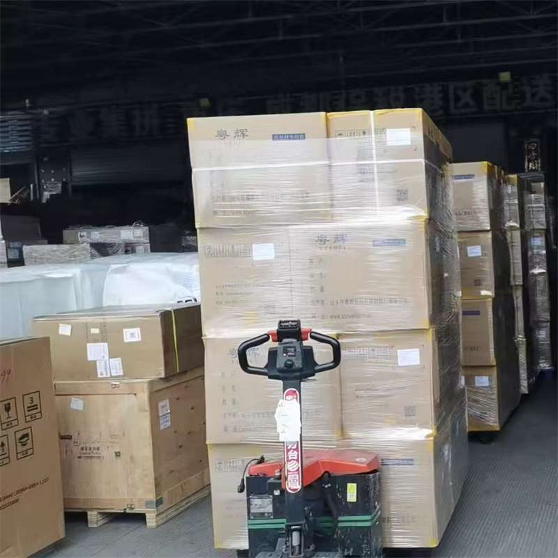 翰林镇若尔盖县物流运输：多元服务与高效线路